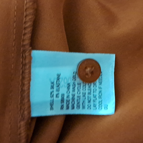 Antonio Melani Olivia Button Front Split V-Neck Sleeveless Top - Picture 7 of 8